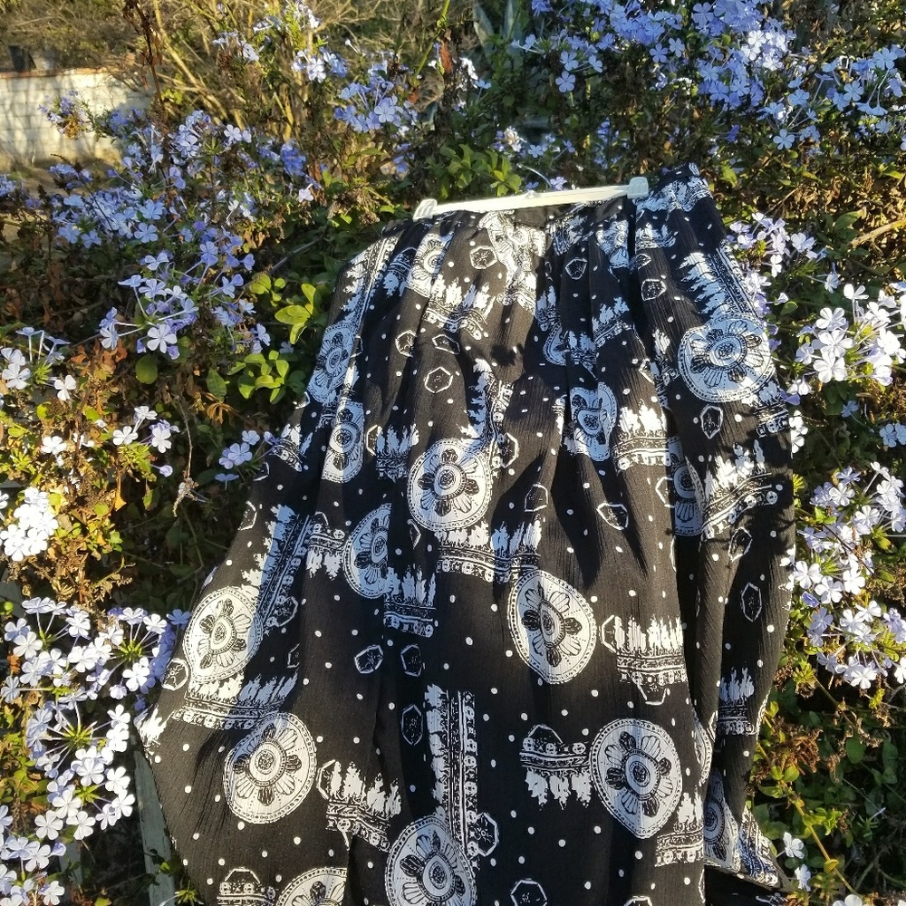 Black and White skirt 75.00